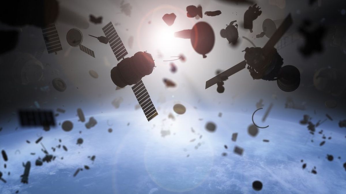 Jepang Bangun Pendorong Plasma Canggih 2025 untuk Hancurkan Sampah Antariksa